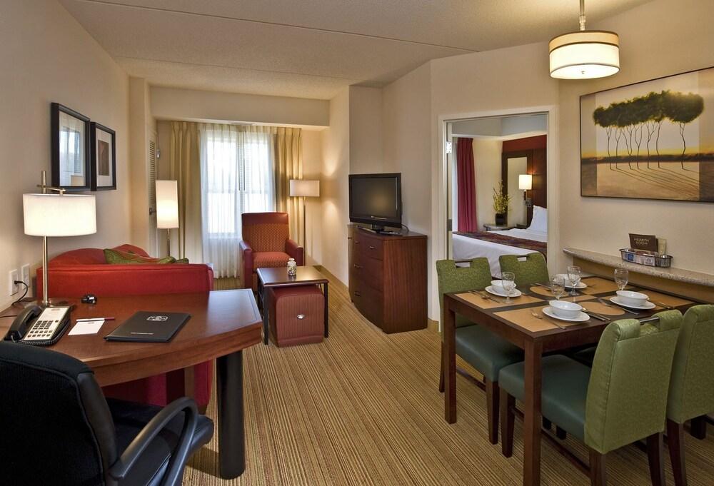 Residence Inn Newport News Airport Buitenkant foto