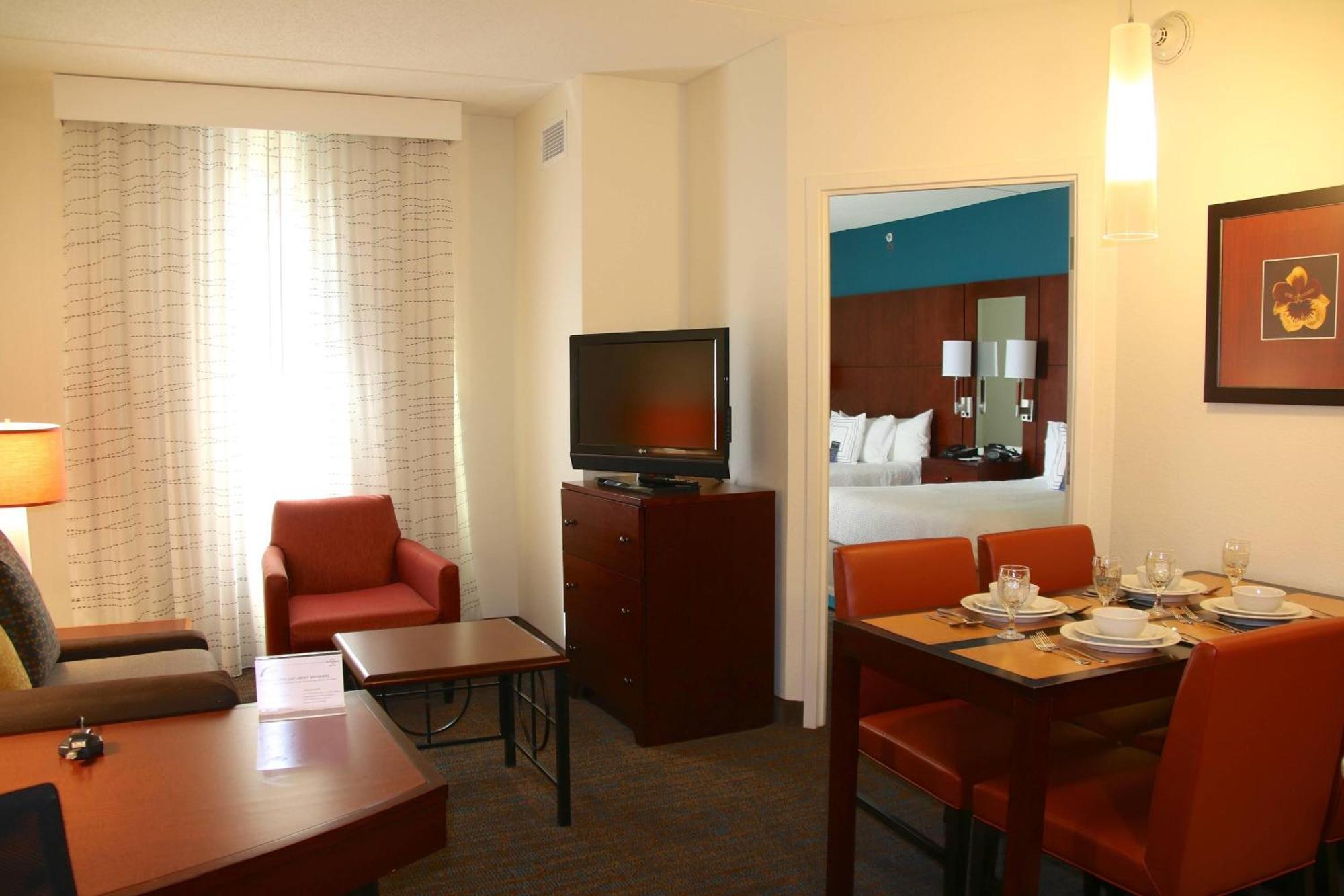 Residence Inn Newport News Airport Buitenkant foto